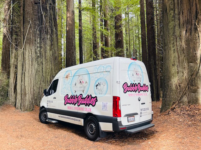 Bubbles' Mobile Grooming Parlor - Home